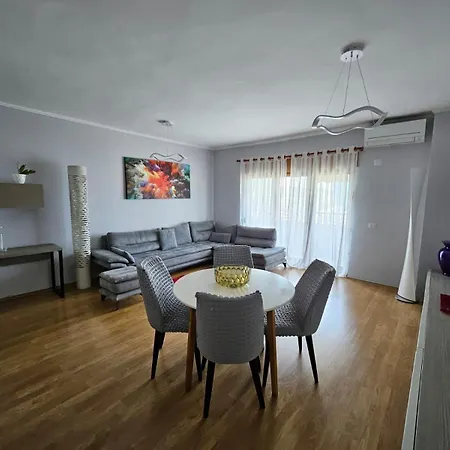 Appartement Sky Dwelling Tirana Extérieur photo