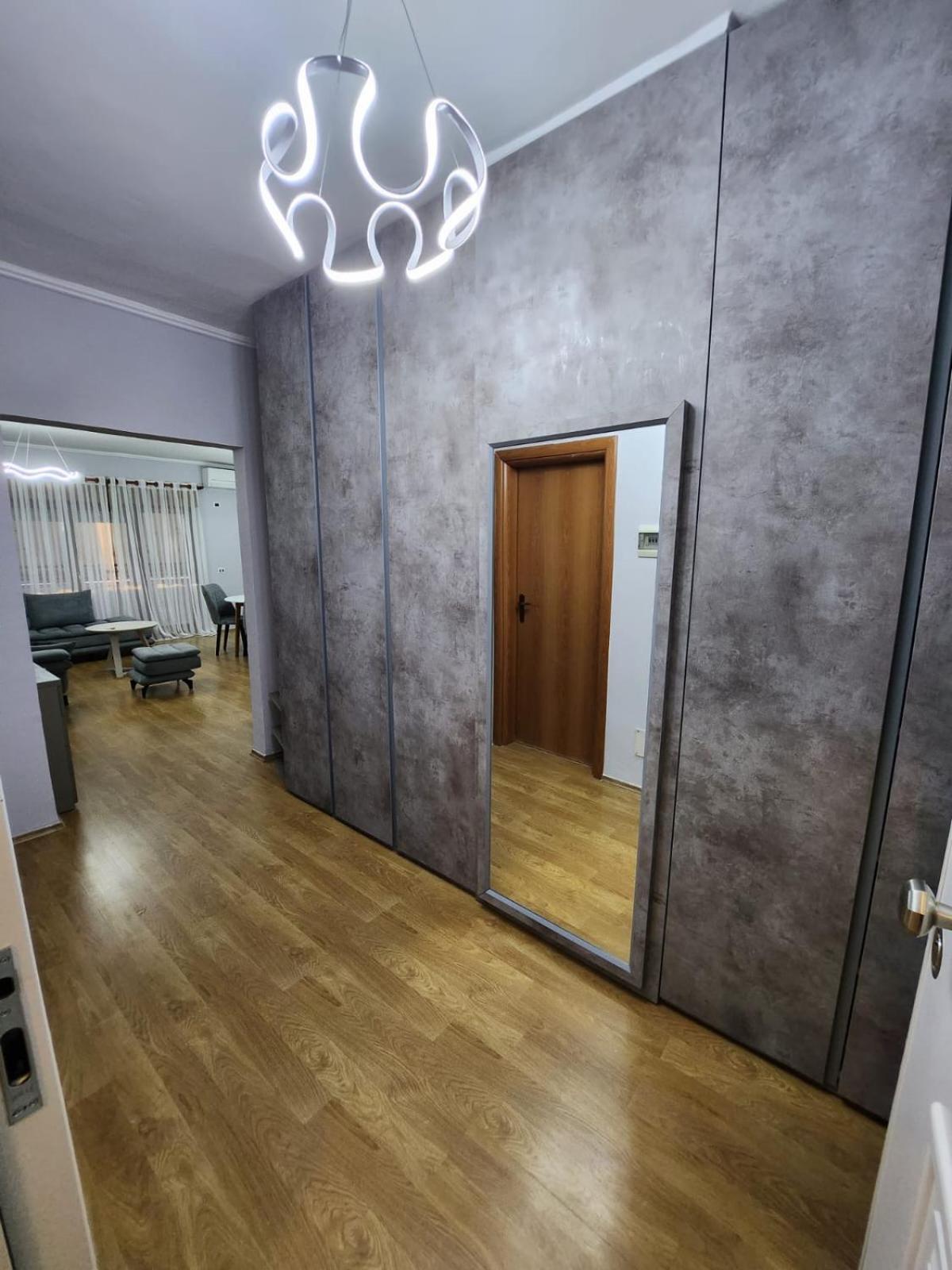 Sky Dwelling Appartement Tirana